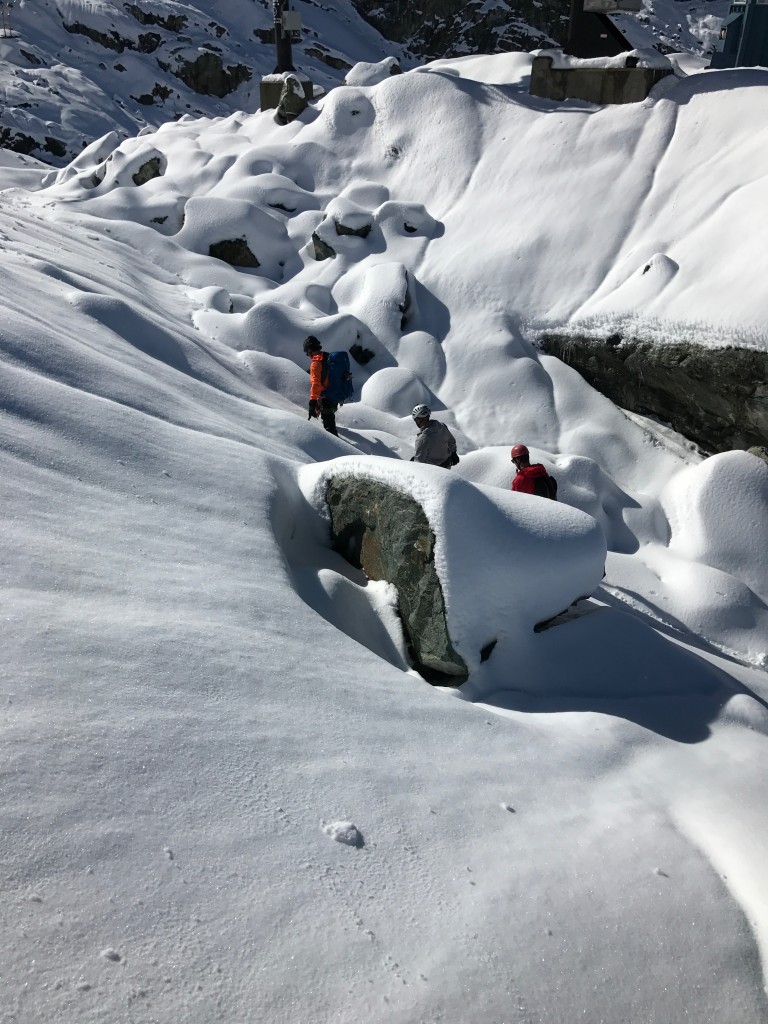 The glacier hike path 2